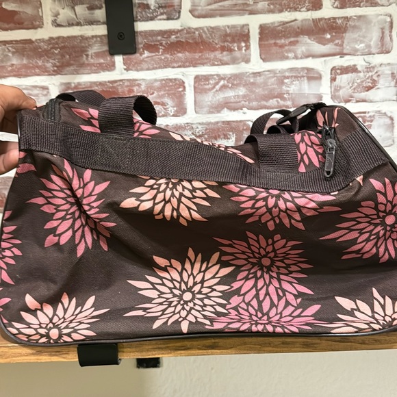 Adidas Floral Print Duffle Bag 18in X 10in X 11in - Picture 7 of 9